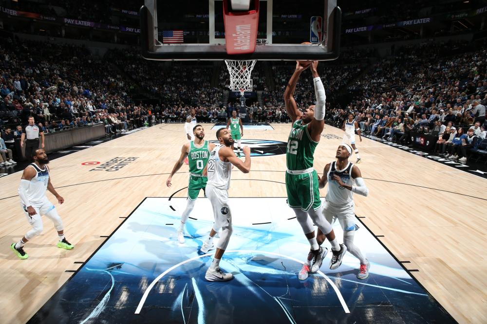 阿尔瓦雷斯 阿尔瓦雷斯